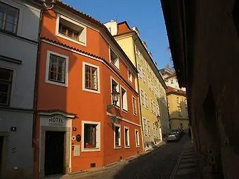 Hotel At The Green Grape Prag