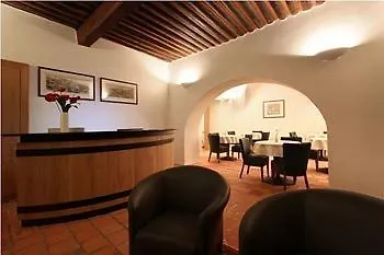 Hotel At The Green Grape Prag