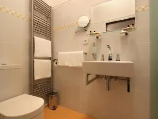 Hotel At The Green Grape Prag Tjekkiet
